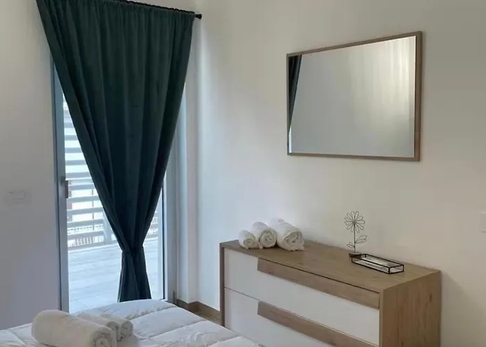 Bed & Breakfast Dimora Nova 3*